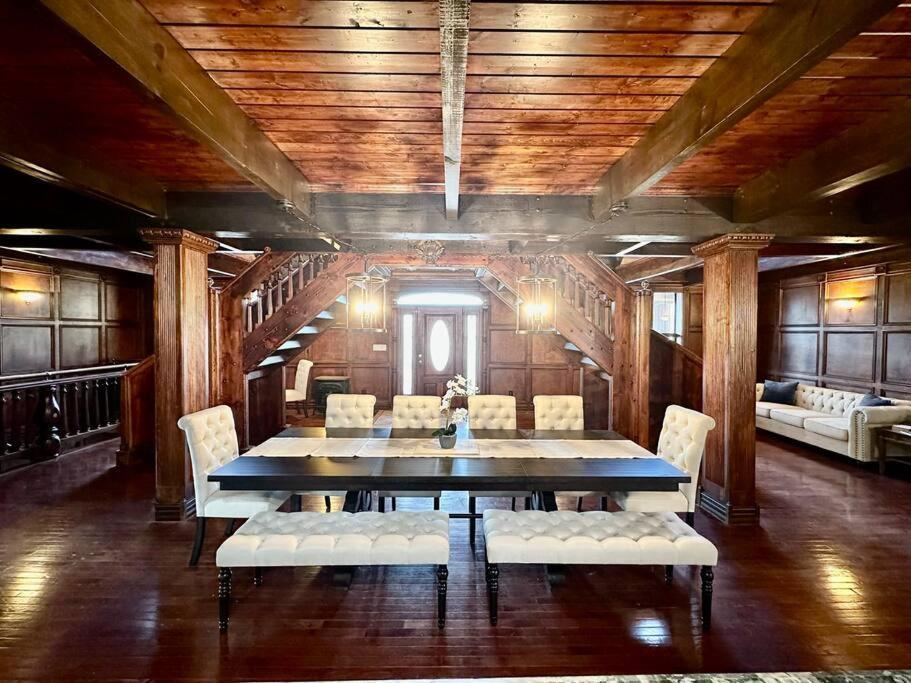 5 Bedroom Estate Near Casino And Downtown بريستول المظهر الخارجي الصورة